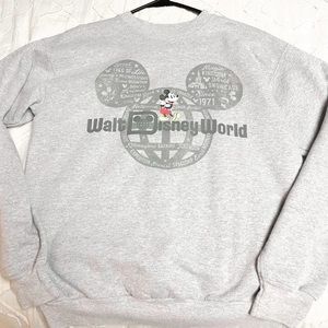 Walt Disney World sweatshirt